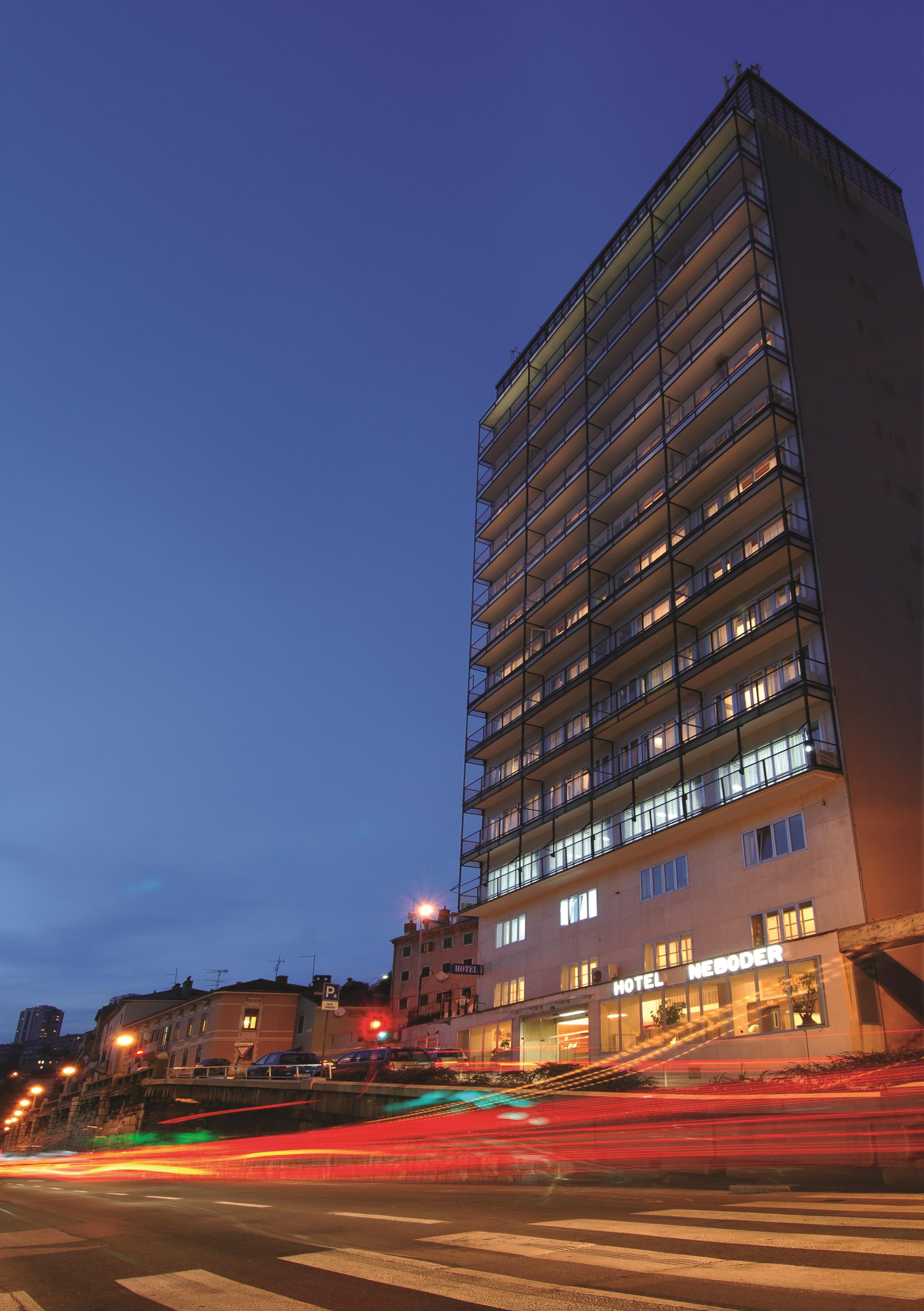 Hotel Neboder ริเยกา ภายนอก รูปภาพ